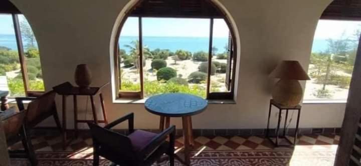 Villa Louise Hue Beach Boutique Hotel Eksteriør bilde