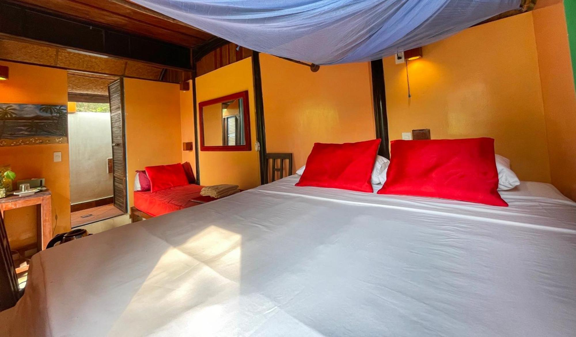 Villa Louise Hue Beach Boutique Hotel Rom bilde