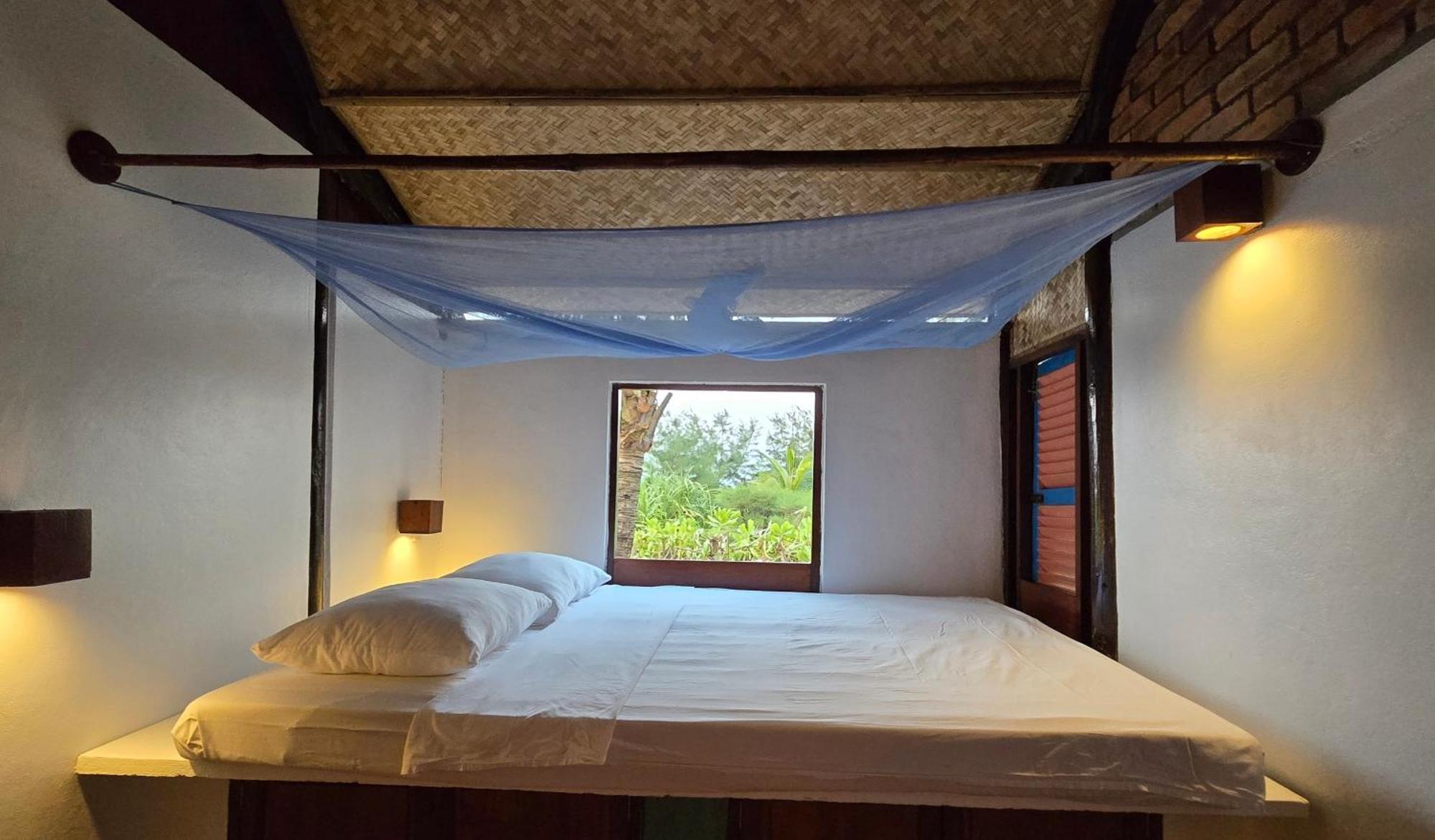 Villa Louise Hue Beach Boutique Hotel Eksteriør bilde