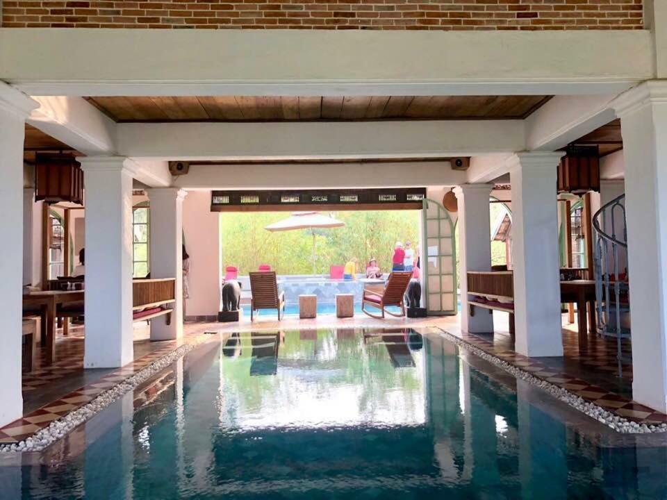 Villa Louise Hue Beach Boutique Hotel Eksteriør bilde